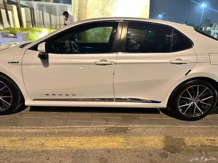 للبيع كامري هايبرد 2021 GLE 11