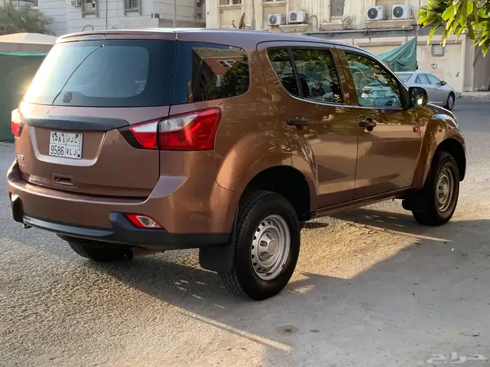 ايسوزو ديزل 2015 12