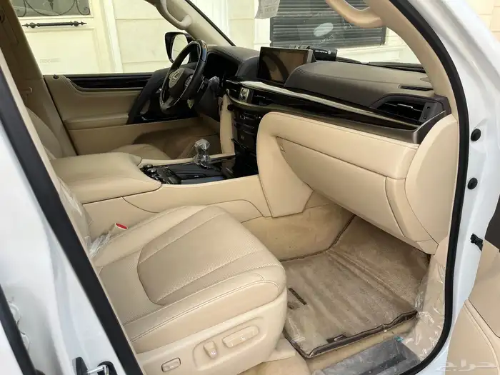 لكزس 2019 فل كامل وكاله سعودي مشروط 7