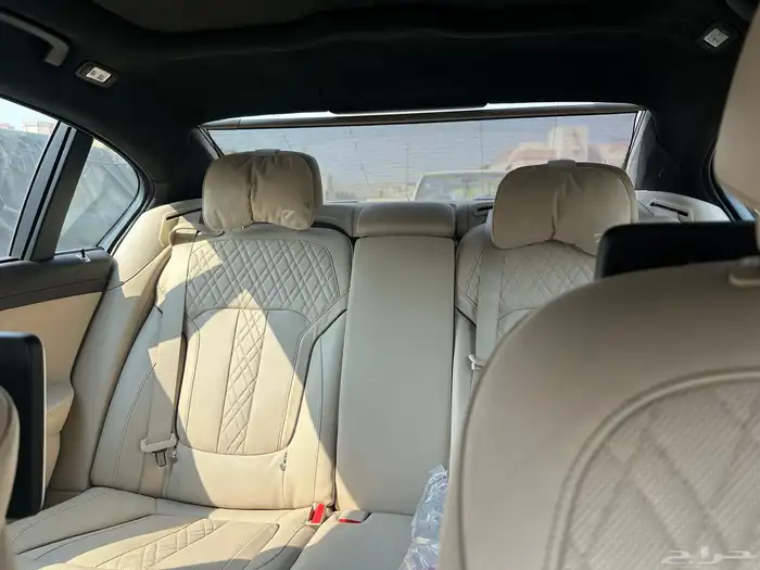 BMW 750Li M kit 2016. للبيع 27