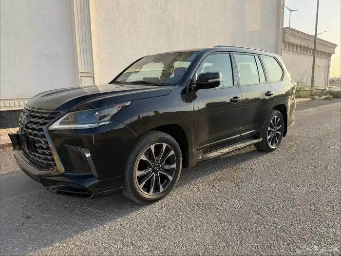 لكزس 2019 بلاك دشن 1