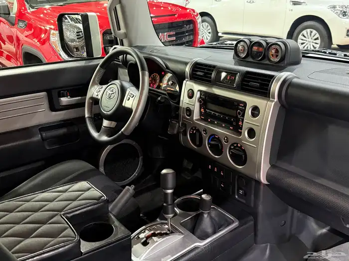 تويوتا اف جي 2020 11