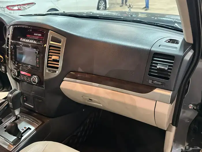 باجيرو 2020 فل كامل علامة ذهبية مع حماية PPF كامل السيارة 30