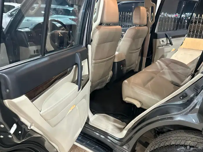 باجيرو 2020 فل كامل علامة ذهبية مع حماية PPF كامل السيارة 8