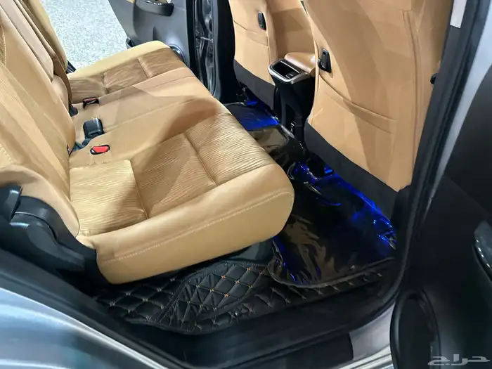 تويوتا فورشنر VX موديل 2023 عداد قليل بحالة الوكالة 22