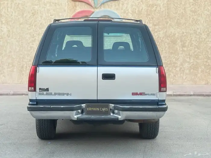 جي  ام سي سوبربان 1994 5