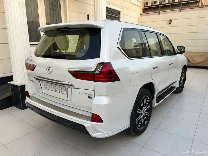 لكزس 2019 فل كامل وكاله سعودي مشروط 17