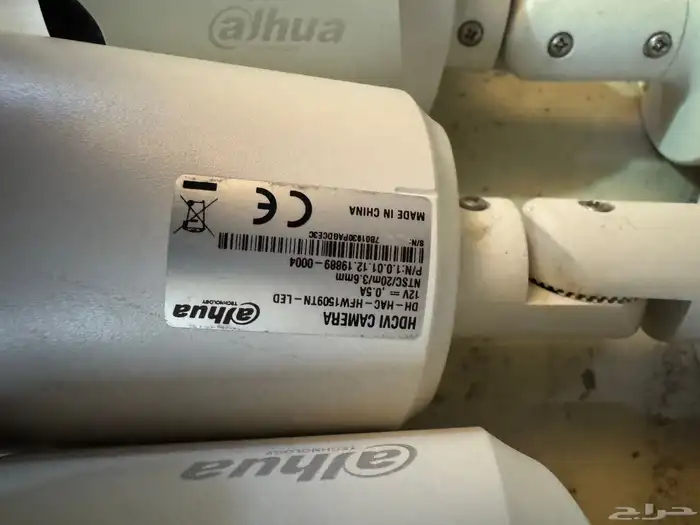 شاشة تلفزيون 32 بوصة وكاميرات مراقبة مستعمل 2