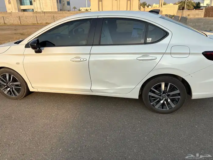 للبيع هوندا سيتي سبورت 2022 سيارة صغيرة فئة اكسنت والكورولا 6