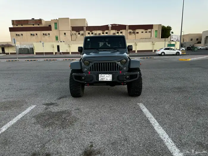 جييب رانجلر صحارى 2015 1