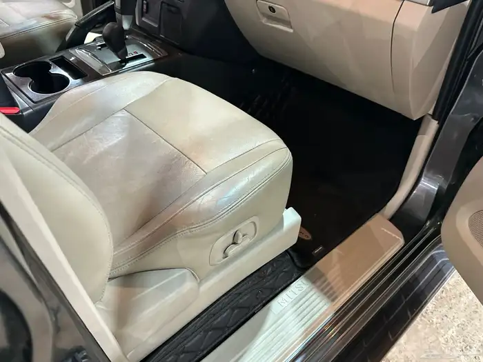 باجيرو 2020 فل كامل علامة ذهبية مع حماية PPF كامل السيارة 31