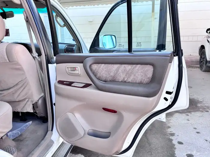 جيب لاند كروزر 2002 5