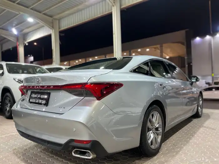 تويوتا افالون 2022 16