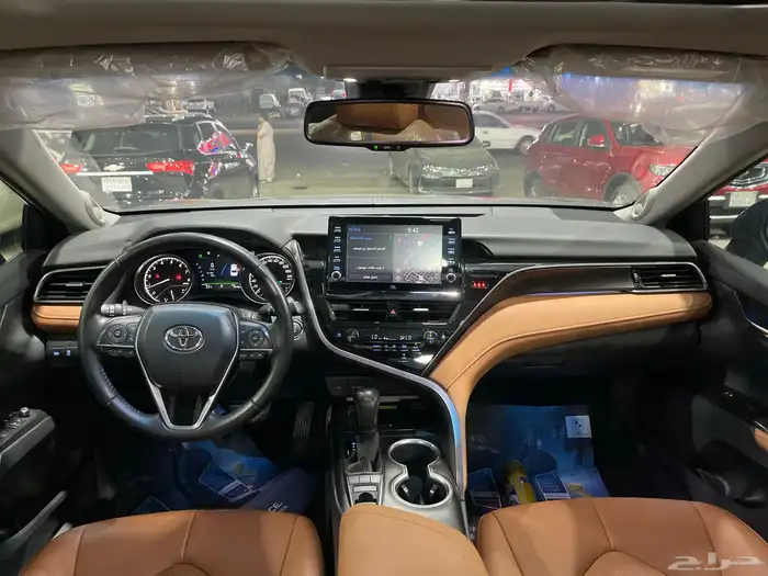 كامري قراندي 2023 (40 عام) 9