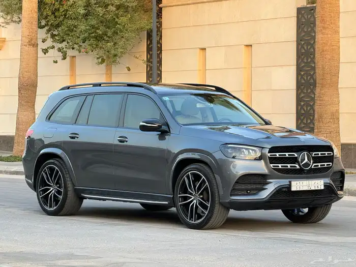 مرسيدس GLS 450 موديل 2020 كت AMG ممشى 68 الف تشيكات وكاله 25