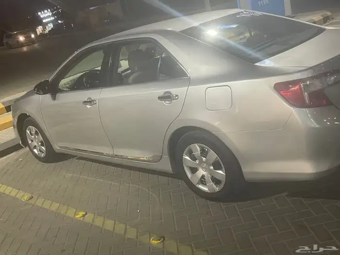 للبيع كامري 2012 0