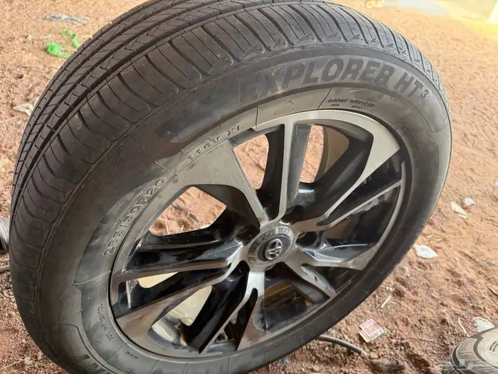 كفرات. جكس تورنق. مقاس 20جنوط شاص مقاس 16 برايد 0