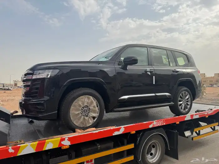 لاندكروزر GXRS L5 أصفار لوحات 0