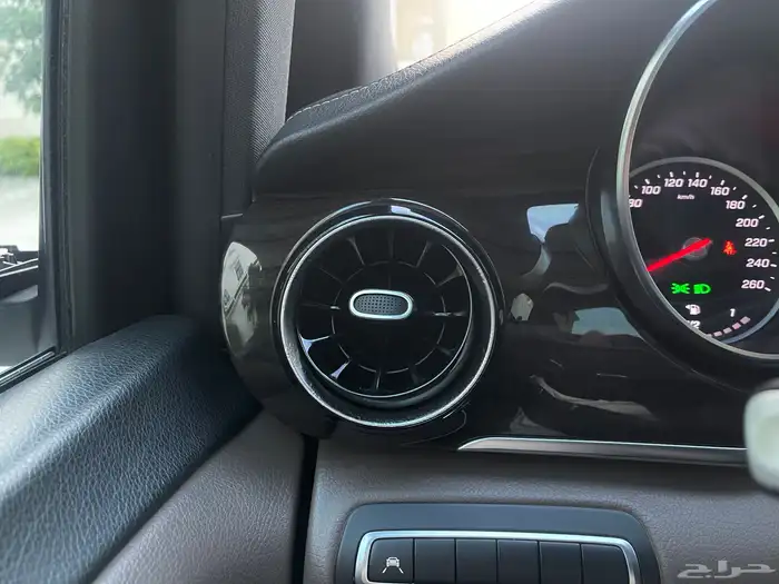 مرسيدس V250 48