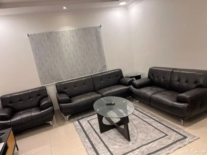 كنب وشاشةومجالس وثلاجةوغسالة مواعين وغسالة ملابس وغرفة نوم 12