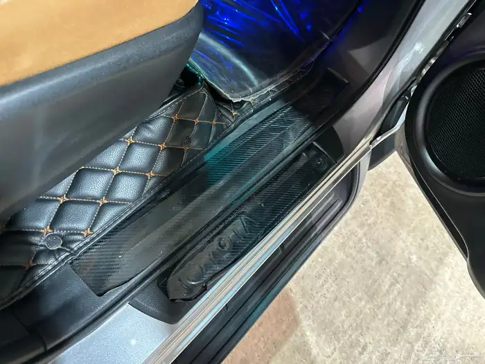 تويوتا فورشنر VX موديل 2023 عداد قليل بحالة الوكالة 26