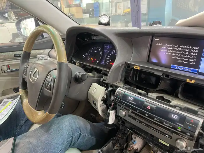 لكزس LS تحويل شاشة الوكاله الي اندرويد وكاربلاي 1