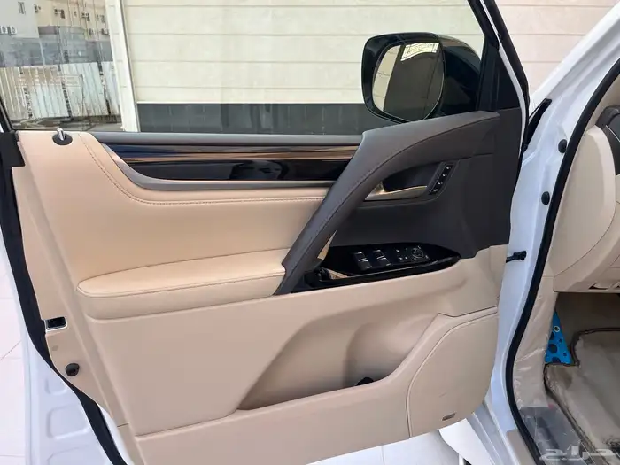 لكزس 2019 فل كامل وكاله سعودي مشروط 67