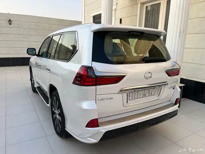 لكزس 2019 فل كامل وكاله سعودي مشروط 23