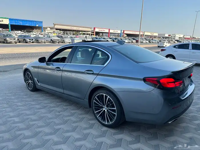 بي ام دبليو 520 2022 3