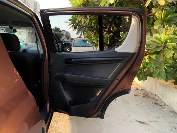 ايسوزو ديزل 2015 17