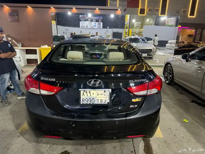 Hyundai Elantra 2014 GLS full option 10