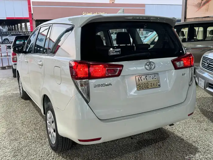 انوفا 2017. بنزين 5