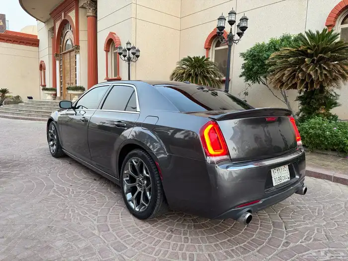 للبيع كرايزلر C300 موديل 2013 مرهم 2020 7