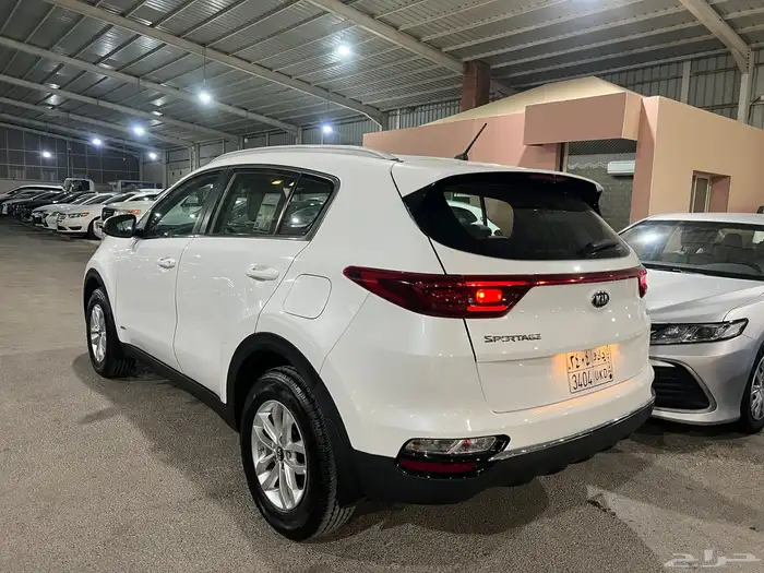 سبورتاج 2020 دبل عداد 70 الف المحرك بانزين 9