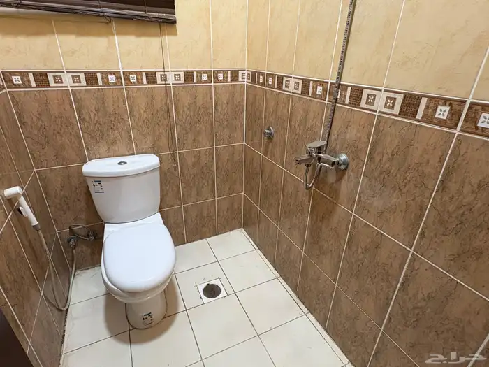 شقة ثلاث غرف حي الربوة وموقع مميز 5