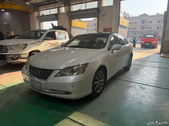 للبيع لكزس es 350 2008 0