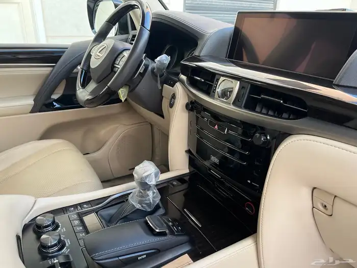 لكزس 2019 فل كامل وكاله سعودي مشروط 10