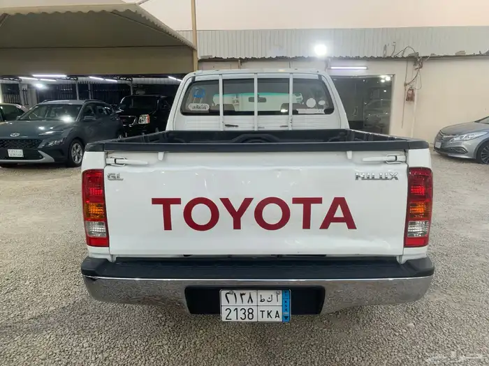 تويوتا هايلوكس دبل ديزل ( نظيف ) 1