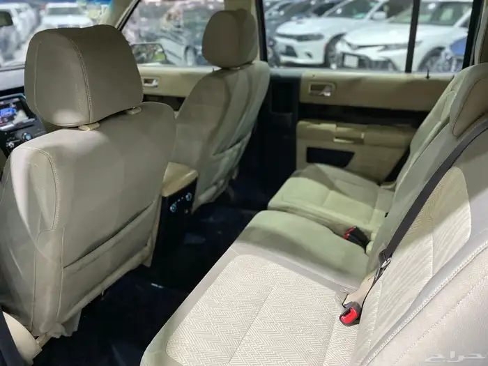 فورد فلكس استاندر 2013 11