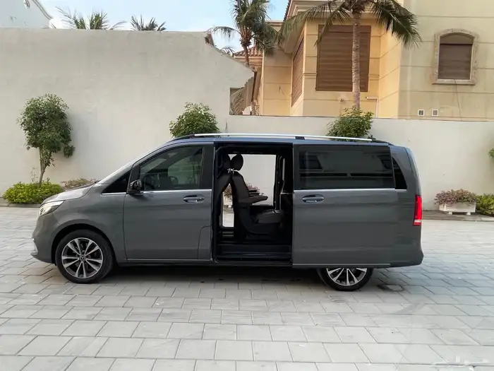 مرسيدس V250 35
