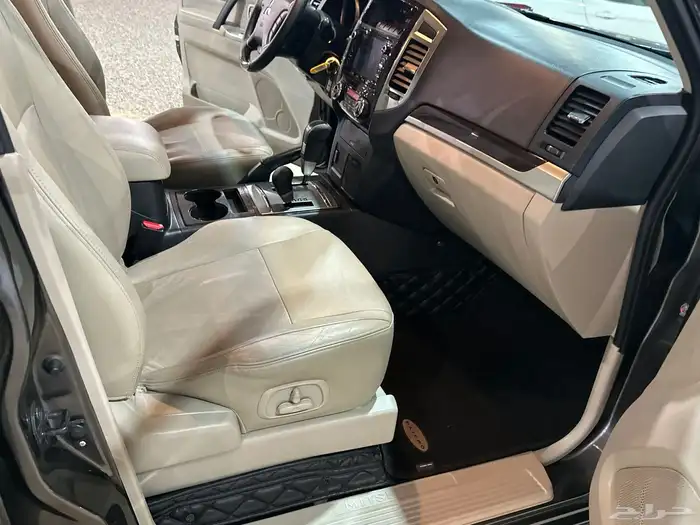 باجيرو 2020 فل كامل علامة ذهبية مع حماية PPF كامل السيارة 33