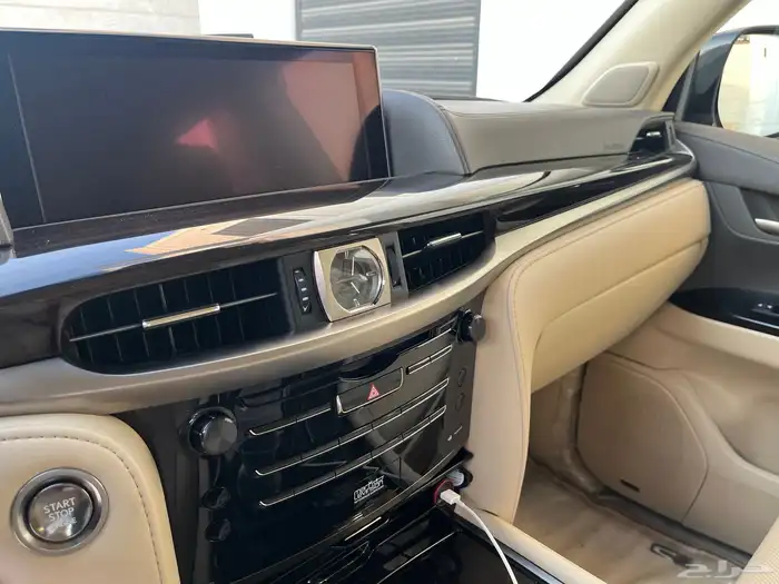 لكزس 2019 فل كامل وكاله سعودي مشروط 73