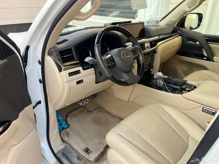 لكزس 2019 فل كامل وكاله سعودي مشروط 64