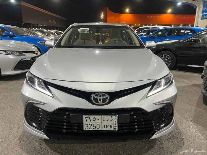 كامري 2023 استاندر عداد 61 الف سعودية 17