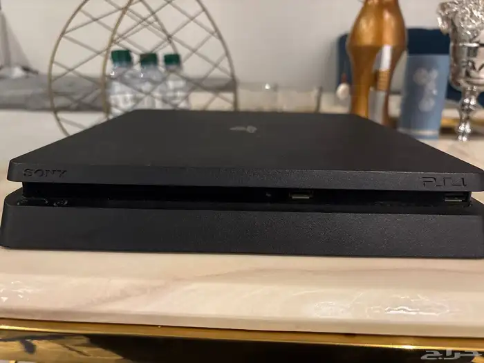 بلاستيشن 4 1