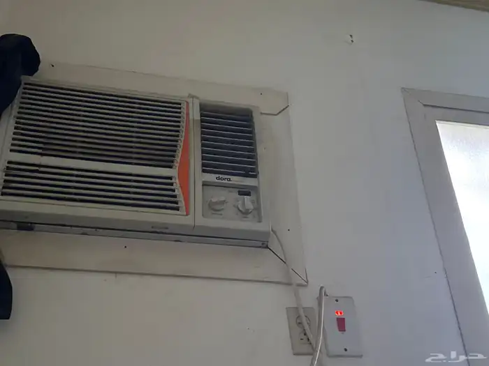 مكيف شباك استخدام لمدة سنه 0