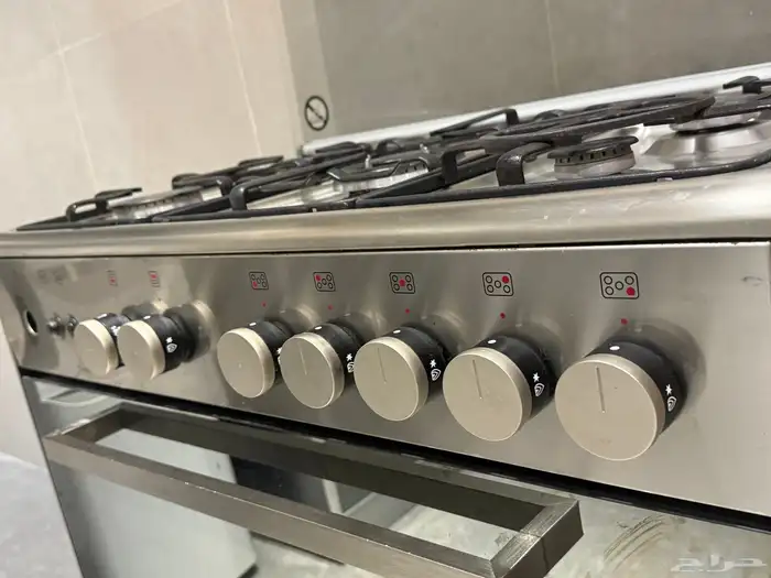 فرن غاز بحالة ممتازة جدا ونظيف جدا 6