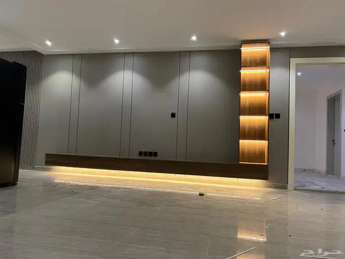 من أعمالي في الدمام خلفيه شاشه مع خلفيه سرير بديل شيبورد 1