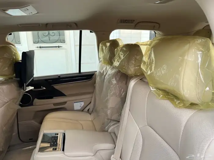 لكزس 2019 فل كامل وكاله سعودي مشروط 69