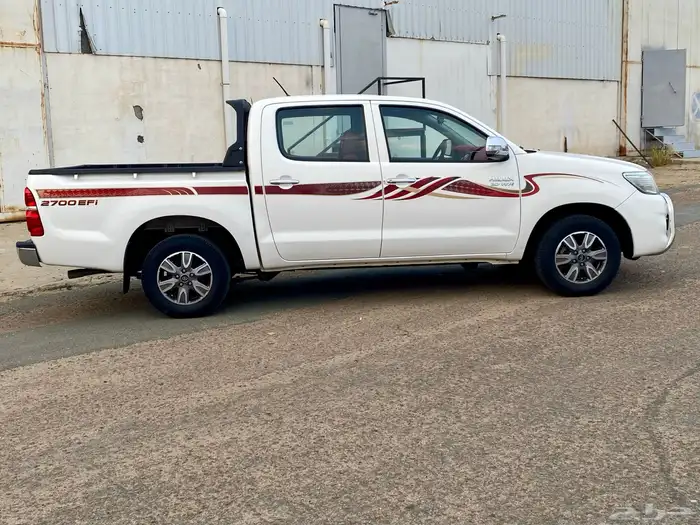 هايلوكس 2013 قير اتوماتيك (مخزن) 5